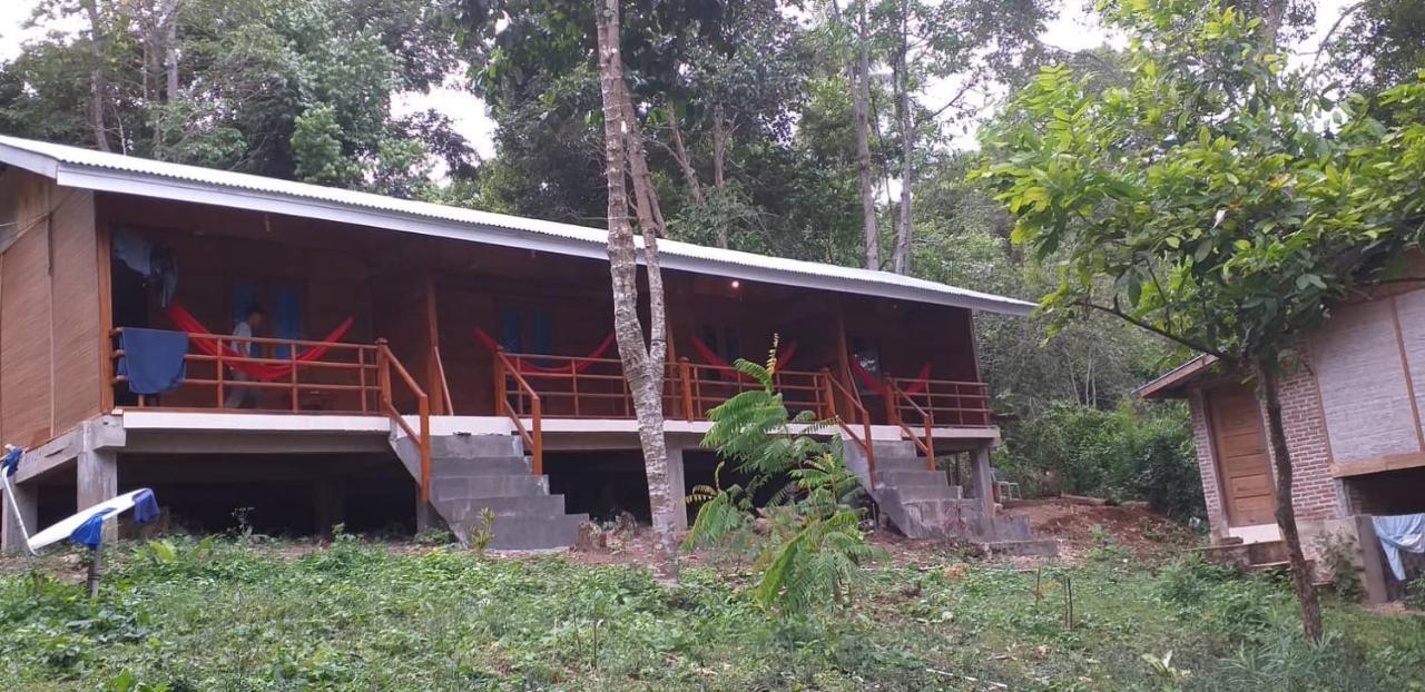 Olala Cafe & Bungalows Sabong Exterior foto